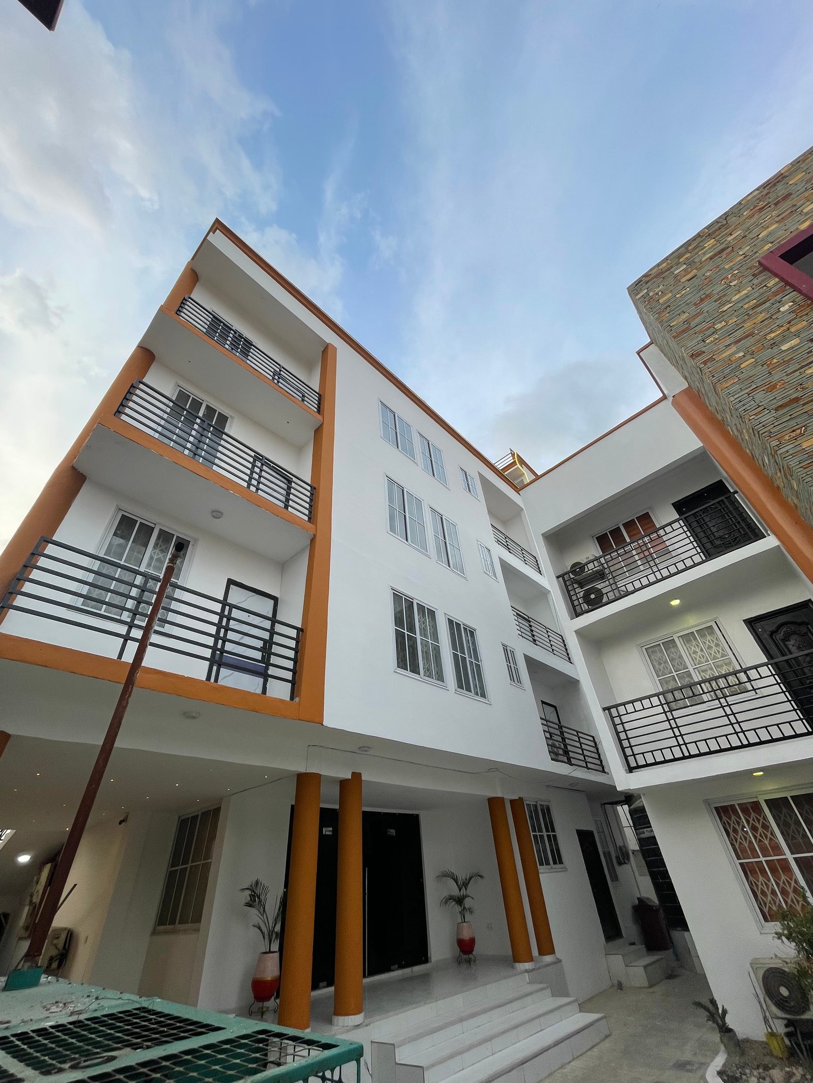 Classic Hideout Apartment building facade, Sowotuom